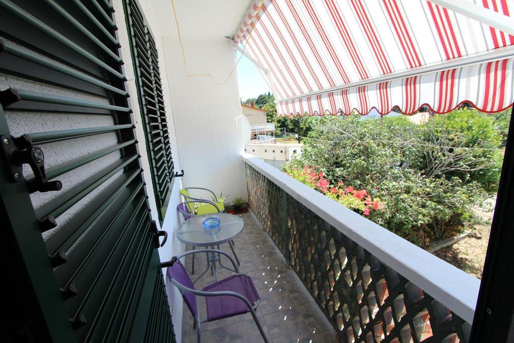 Apartment Dina Ровінь Екстер'єр фото