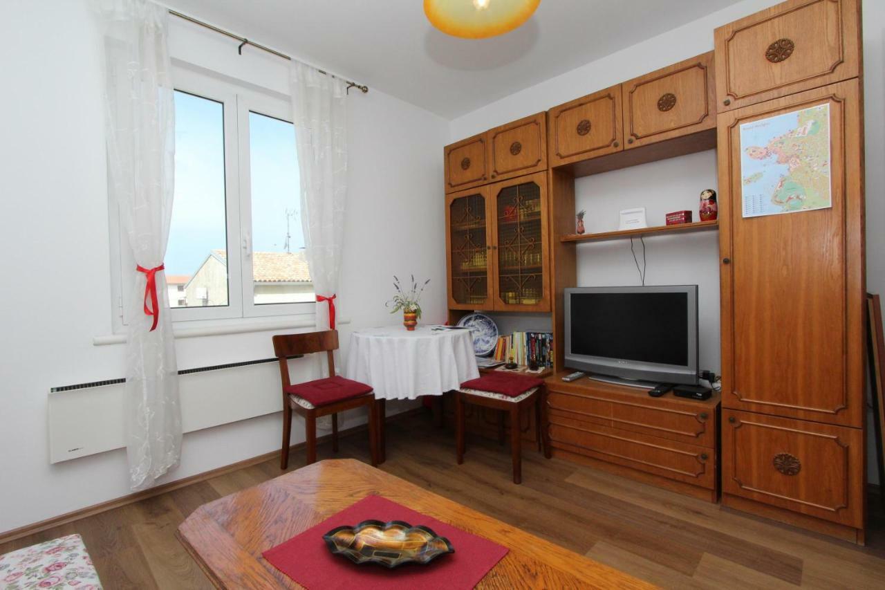 Apartment Dina Ровінь Екстер'єр фото